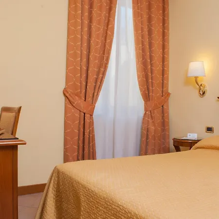 Le Cheminée Business Hotel Napoli