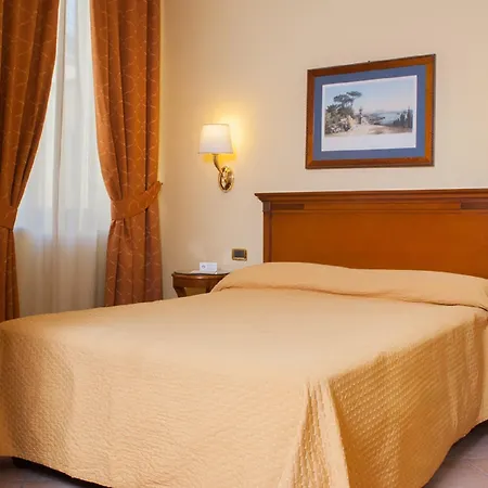 Le Cheminée Business Hotel Napoli