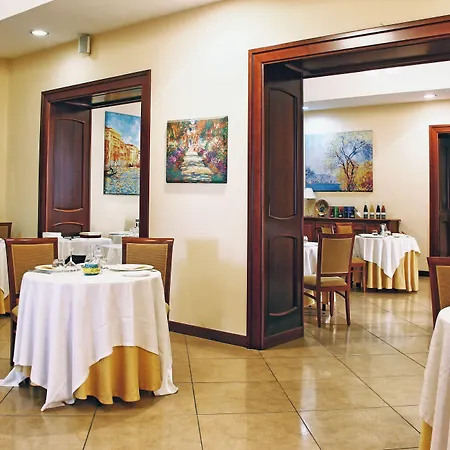 Le Cheminee Business Nápoly