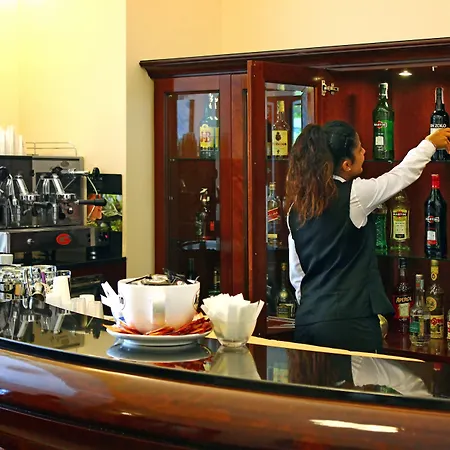 Szálloda Le Cheminee Business Nápoly