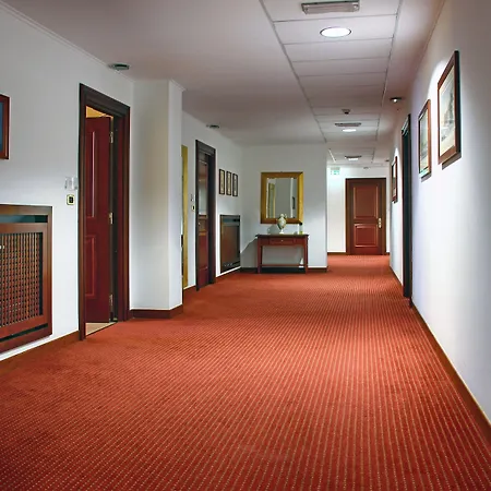 Szálloda Le Cheminee Business 4*