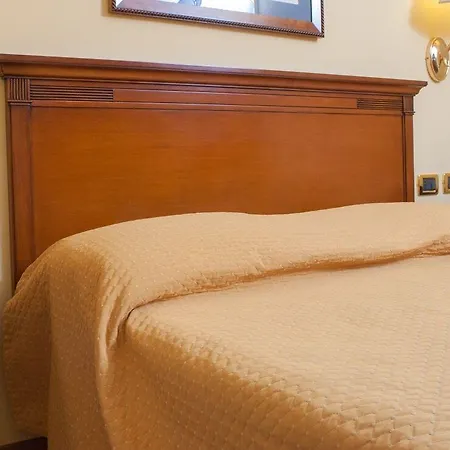 Le Cheminee Business 4* Nápoly