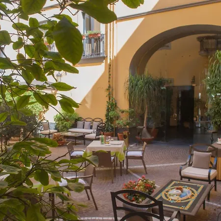 Szálloda Le Cheminee Business 4*