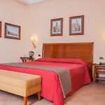 Le Cheminée Business Hotel 4*