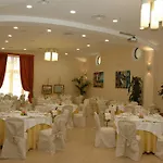Hotel Le Cheminée Business 4*