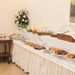Le Cheminee Business Hotel 4*