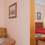 Hotel Le Cheminee Business