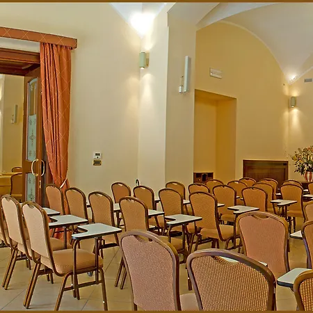Le Cheminee Business Hotel